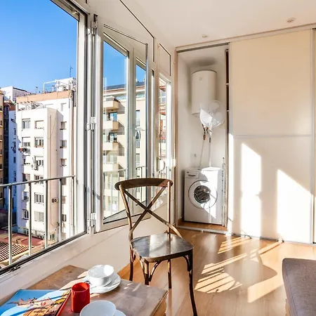Modernist And Luxurious Flat - Casa De Flor Apartment Barcelona